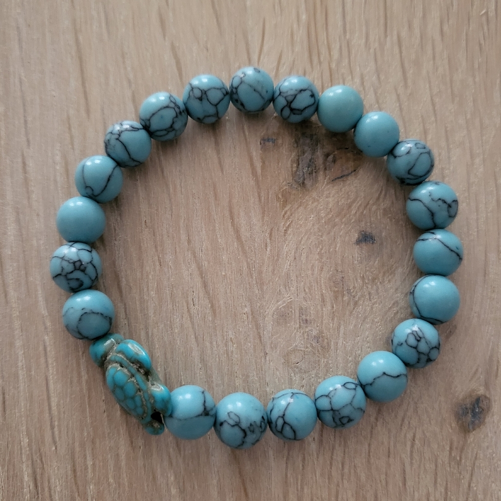 Turquoise Marble Beaded Turtle Bracelet - Picture 1 of 3